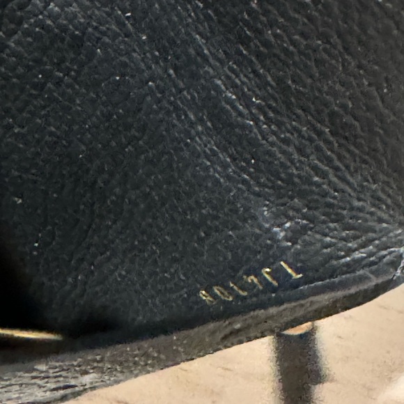 Louis Vuitton black monogram key and coin wallet - Picture 6 of 13